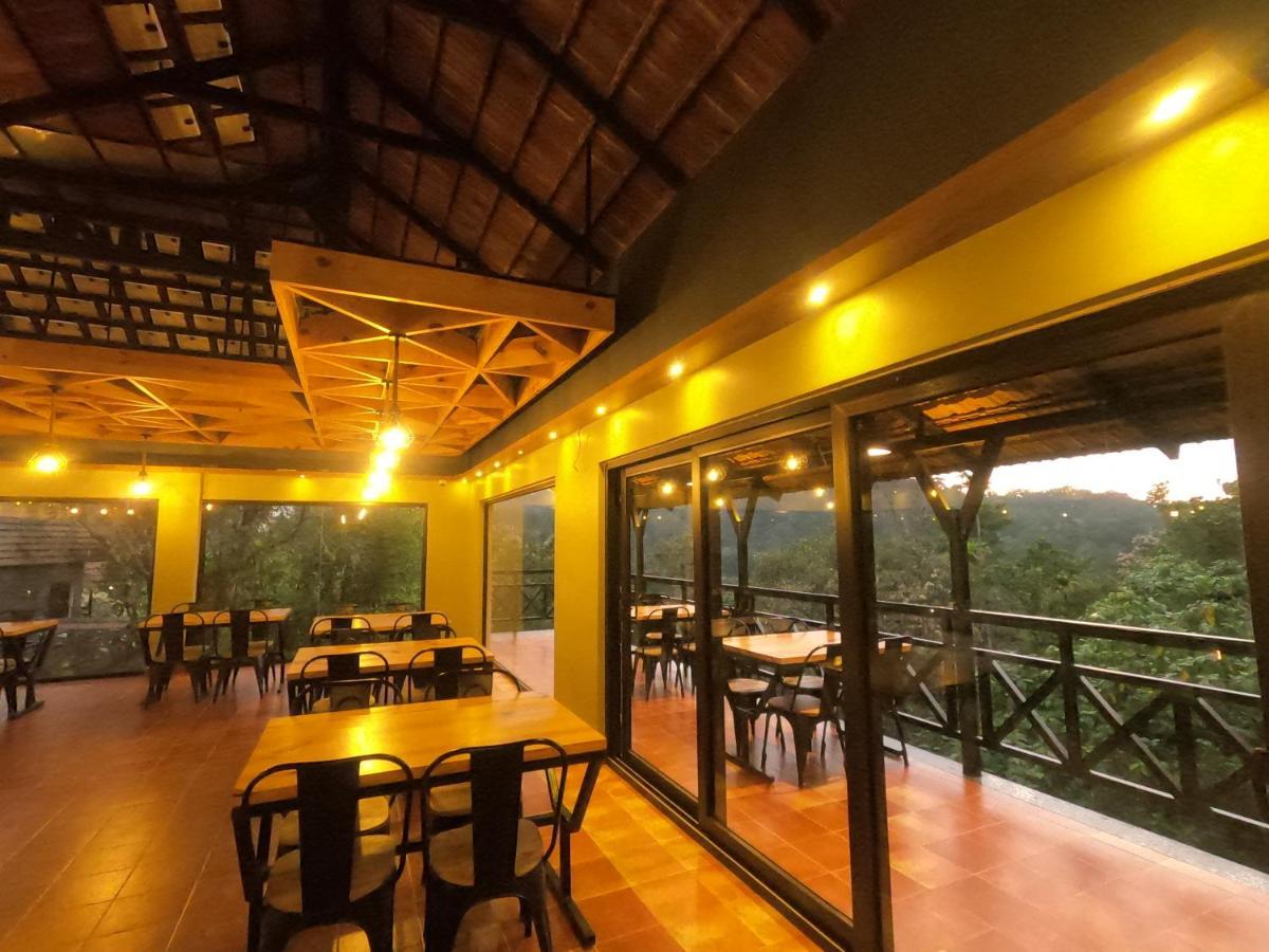 The Wild Trails Clarks Exotica , Munnar Hotel Eksteriør billede